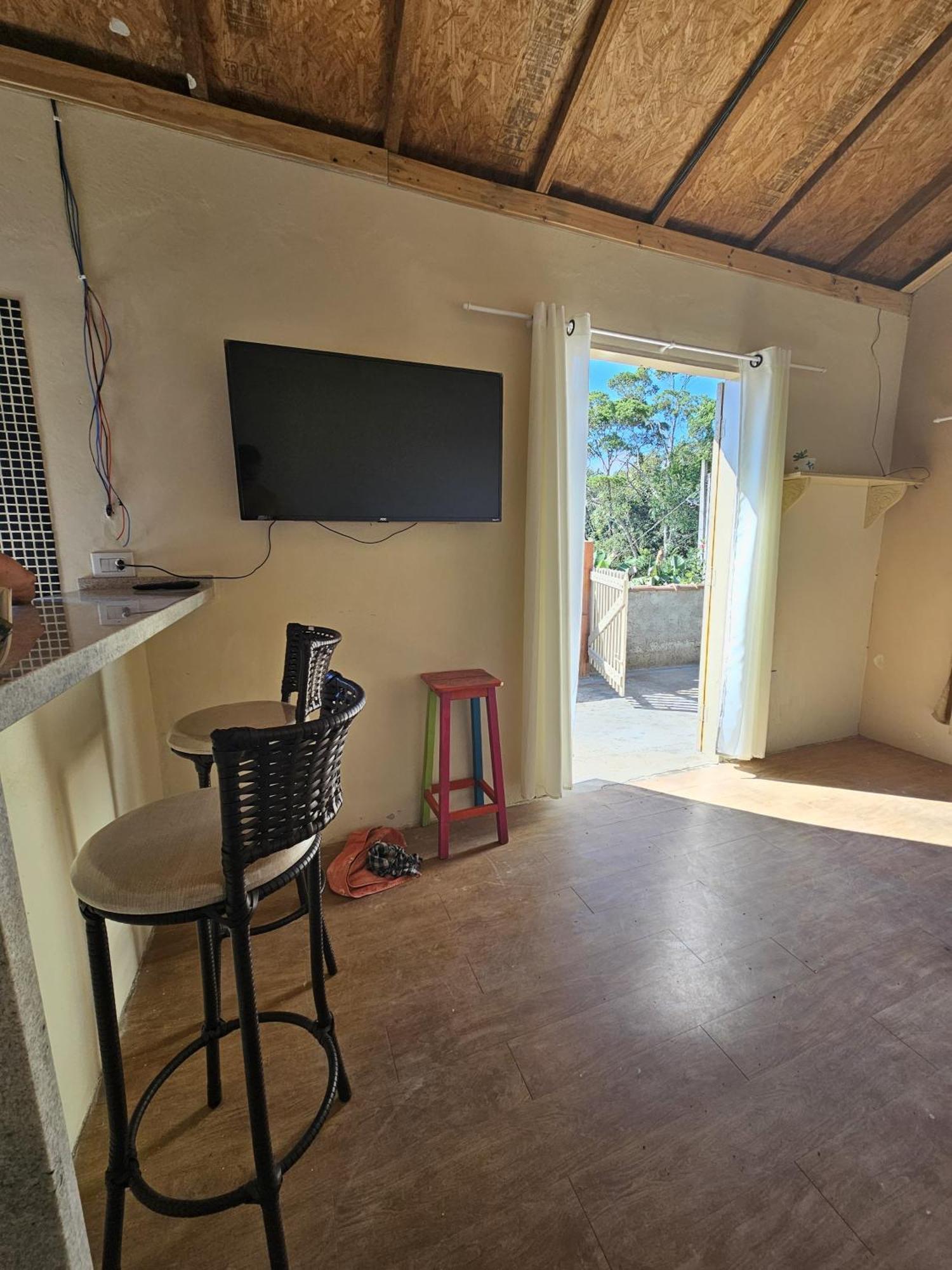 הוילה סנטו אנטוניו דו פינהאל Casa Amarela , Perto Do Centro De Sto Antonio Do Pinhal מראה חיצוני תמונה